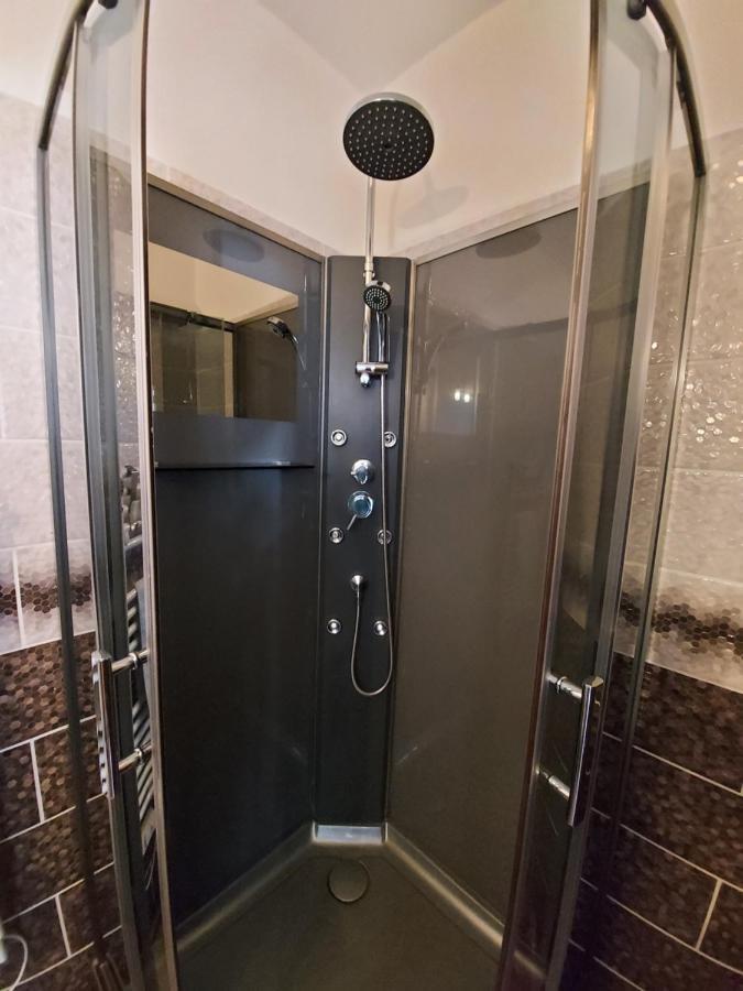 Studio de charme, Coeur de Vichy, quartier calme Extérieur photo